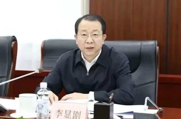 被留置前一晚仍在会所大吃大喝，副部级李显刚，被判无期-第4张图片-