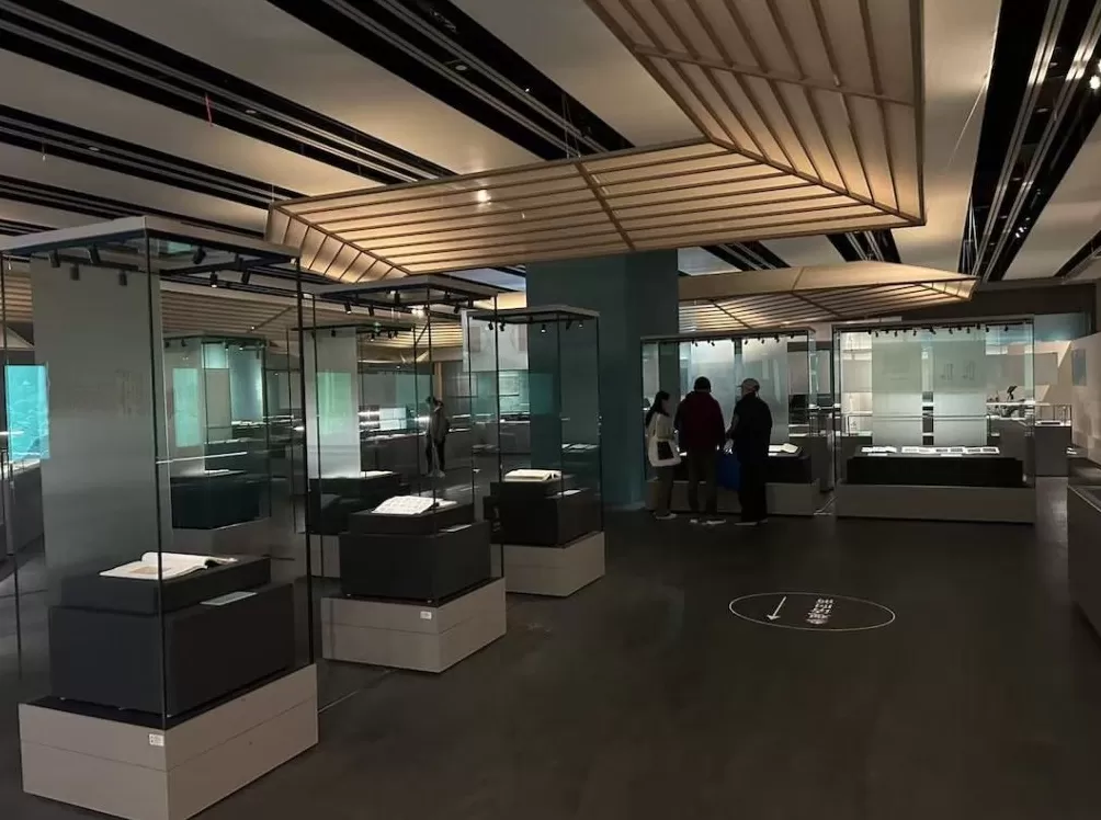 上图大展再现江南士族珍藏：宋刻宋拓，尺牍清雅-第1张图片-