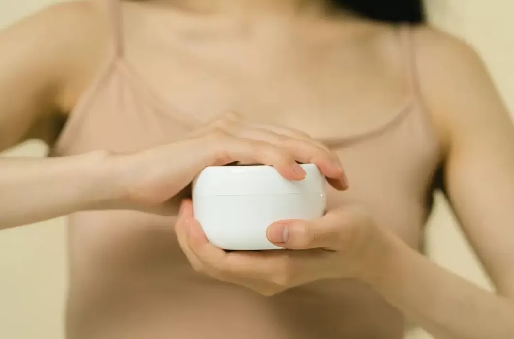 警报！你的脸蛋是否正在启动“秋冬崩盘”模式？-第4张图片-