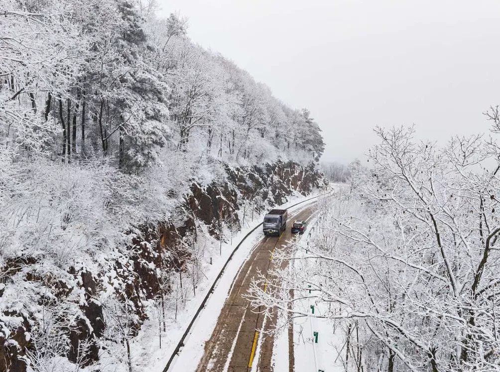 城事｜寒潮南下，冰冻线越过长江，全国今起转晴朗干燥模式-第8张图片-