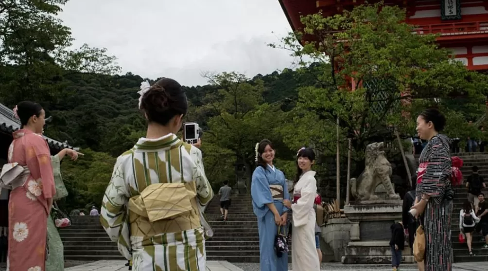 日本股汇双杀！高市早苗带崩日本金融市场，影响有多大？-第3张图片-