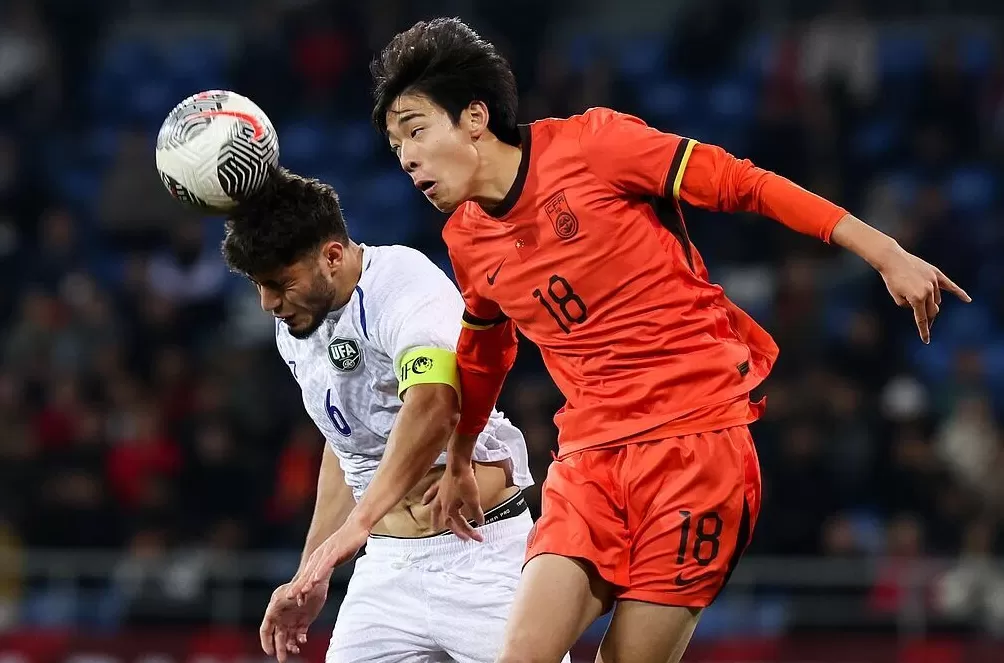 10人中国U22男足踢平乌兹别克斯坦，熊猫杯第二收官-第2张图片-