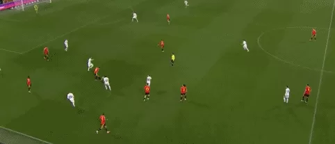 体坛联播｜西班牙比利时直通晋级，苏格兰28年后重返世界杯-第11张图片-