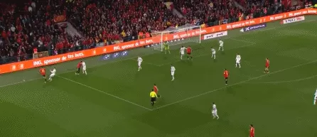 体坛联播｜西班牙比利时直通晋级，苏格兰28年后重返世界杯-第13张图片-