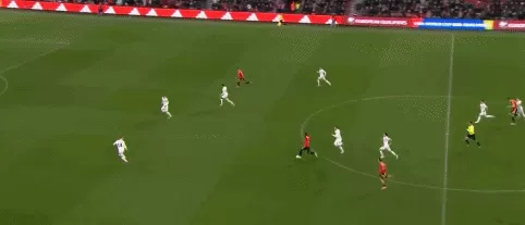 体坛联播｜西班牙比利时直通晋级，苏格兰28年后重返世界杯-第12张图片-