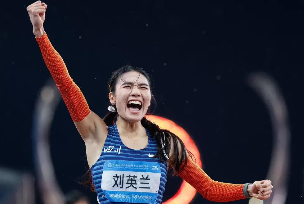 体坛联播｜西班牙比利时直通晋级，苏格兰28年后重返世界杯-第25张图片-