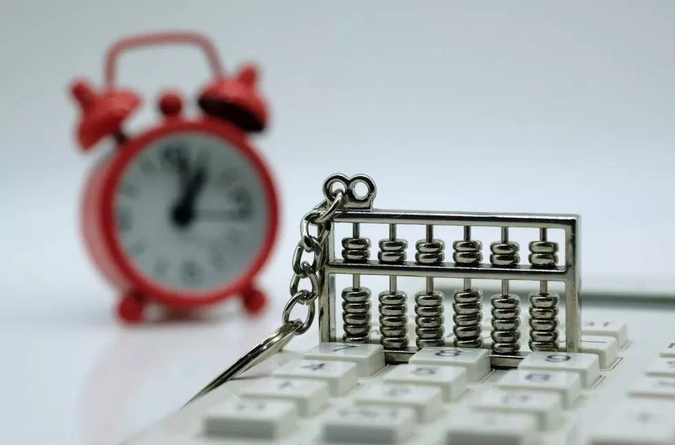 中国公民赴俄罗斯免签将生效，将分流日本游客源-第1张图片-