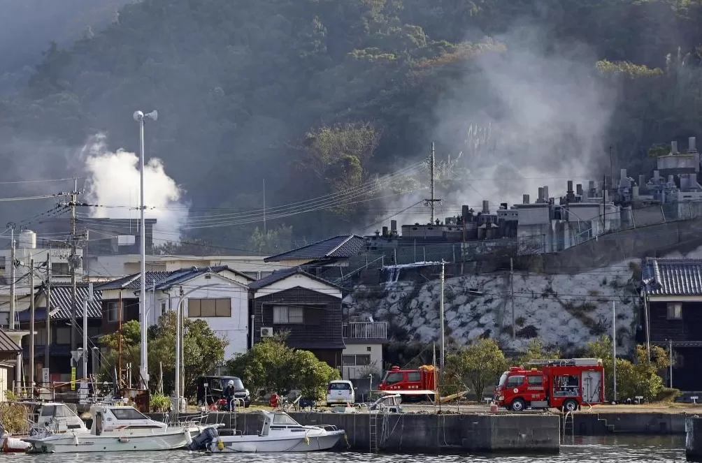 第1现场｜日本两起火灾 ：超170栋建筑被烧，致3人死亡-第3张图片-