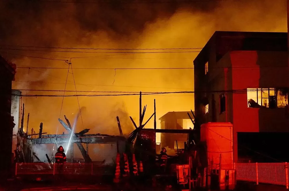 第1现场｜日本两起火灾 ：超170栋建筑被烧，致3人死亡-第7张图片-