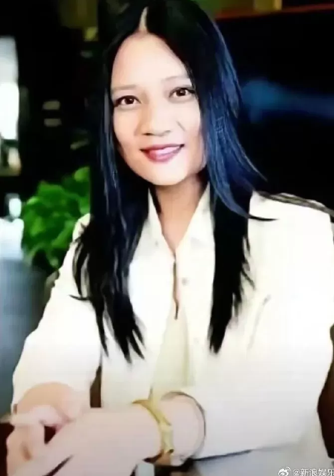 知名女作家席绢宣布封笔，网友：我的整个青春都是她-第2张图片-