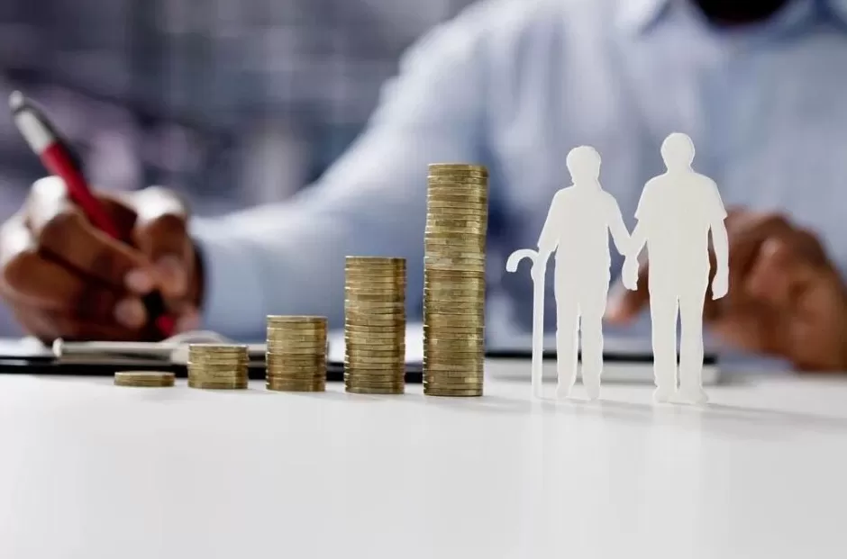 说服农村父母补缴社保，一场养老的家庭“战争”-第1张图片-