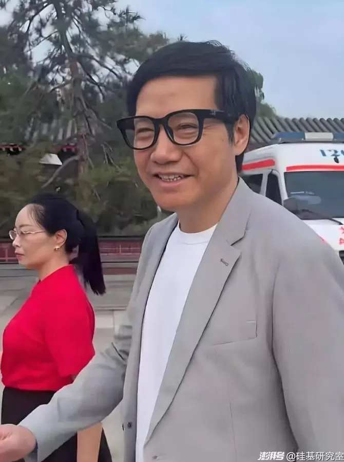 “小米们”的百镜大战，带火国产眼镜老板-第2张图片-