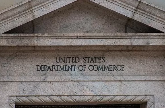 美国批准向沙特和阿联酋人工智能公司出口芯片-第1张图片-