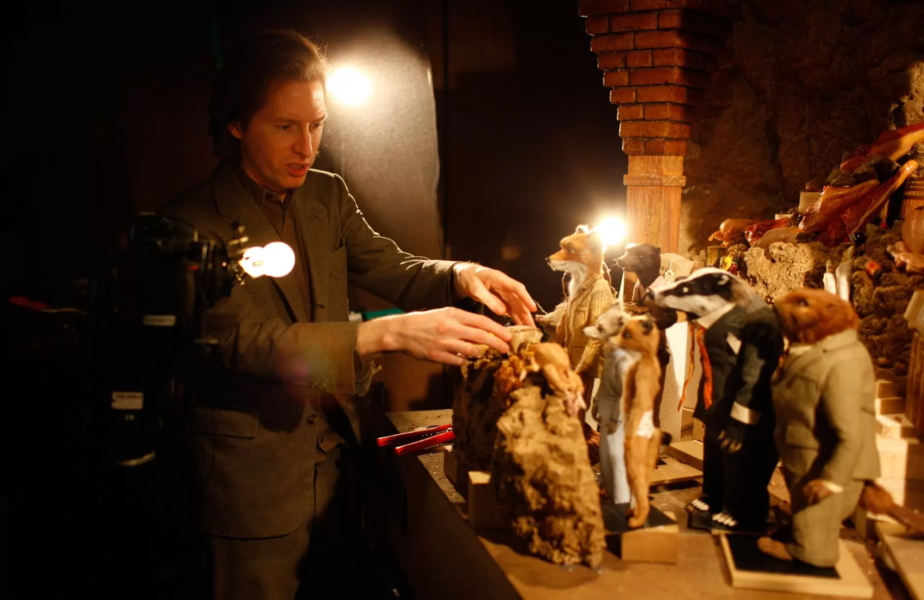 伦敦设计博物馆展示安德森电影美学与创作-第9张图片-