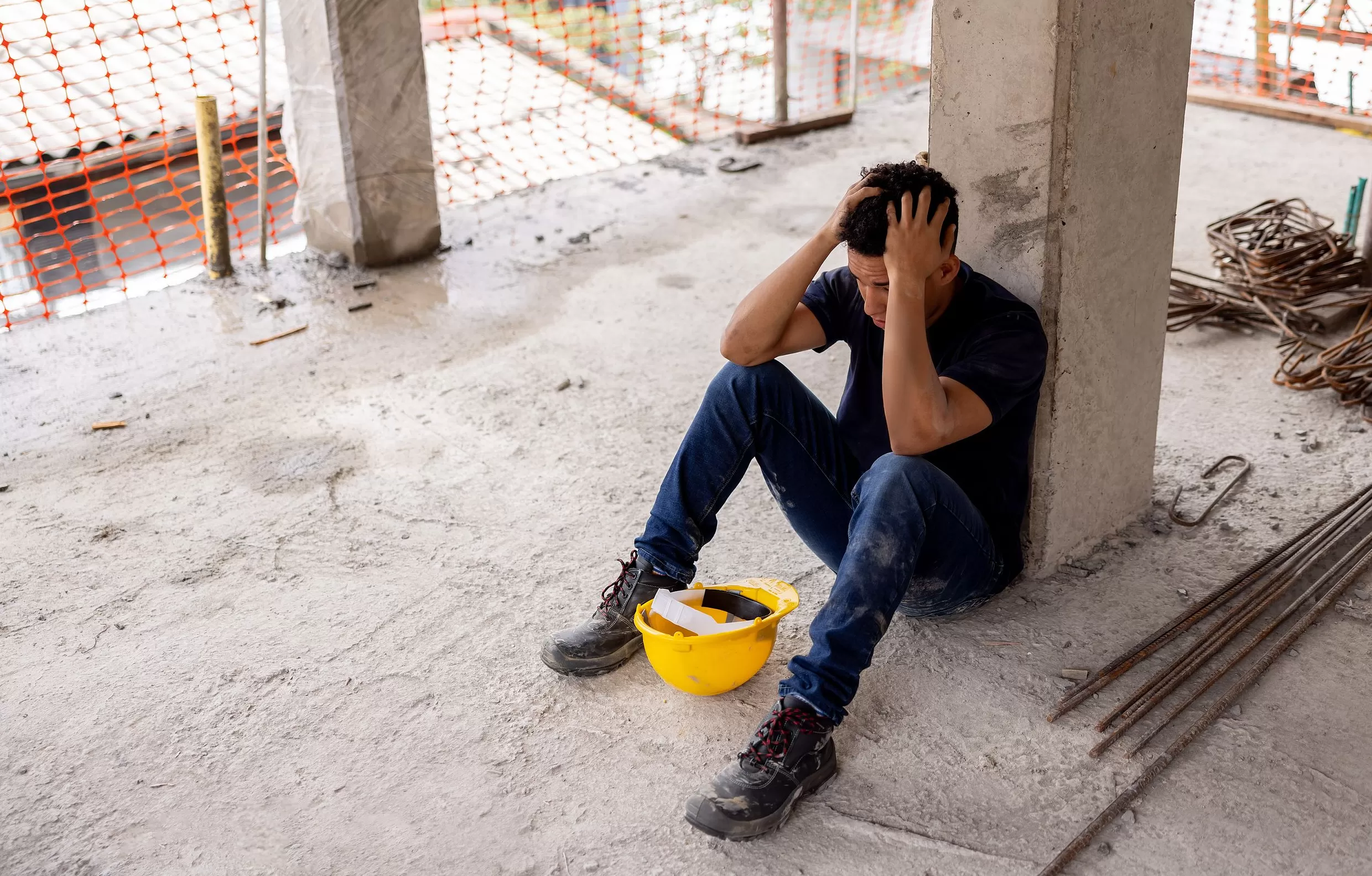 美国就业市场红灯四起，美联储12月降息预期概率不足三成-第1张图片-