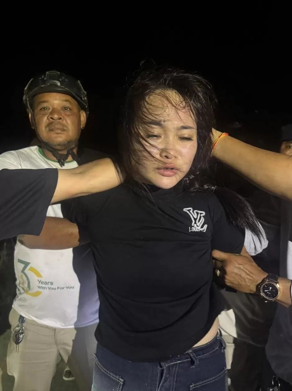 越南女子参与柬埔寨武装劫狱，因高颜值引关注-第1张图片-