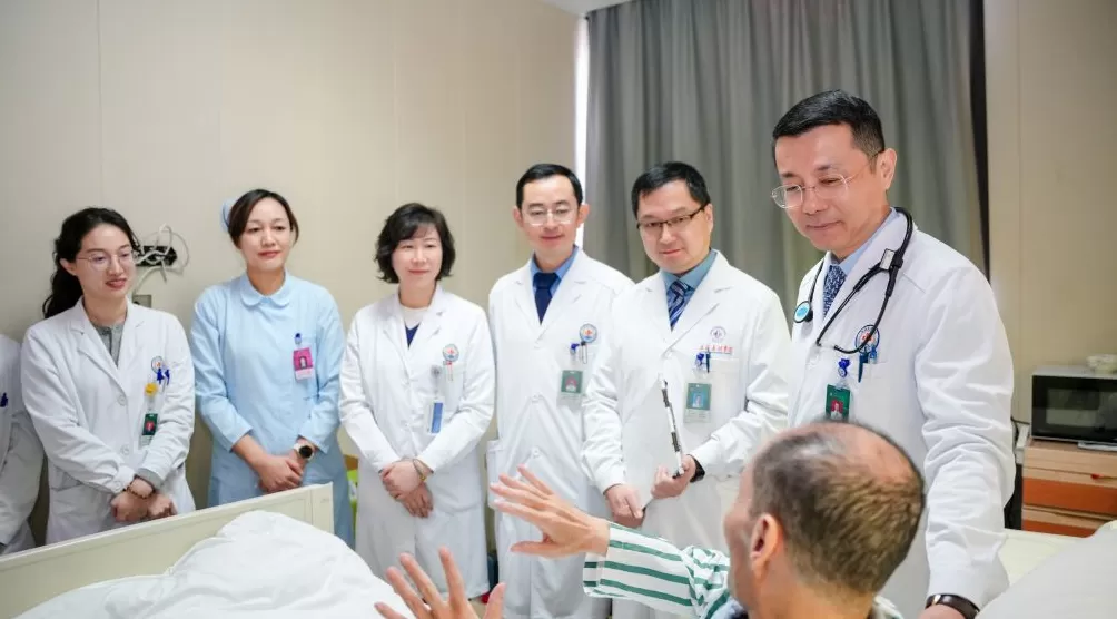 中国专家国际医学顶刊发文：“双靶双化”为BRAF突变型肠癌效果显著-第2张图片-