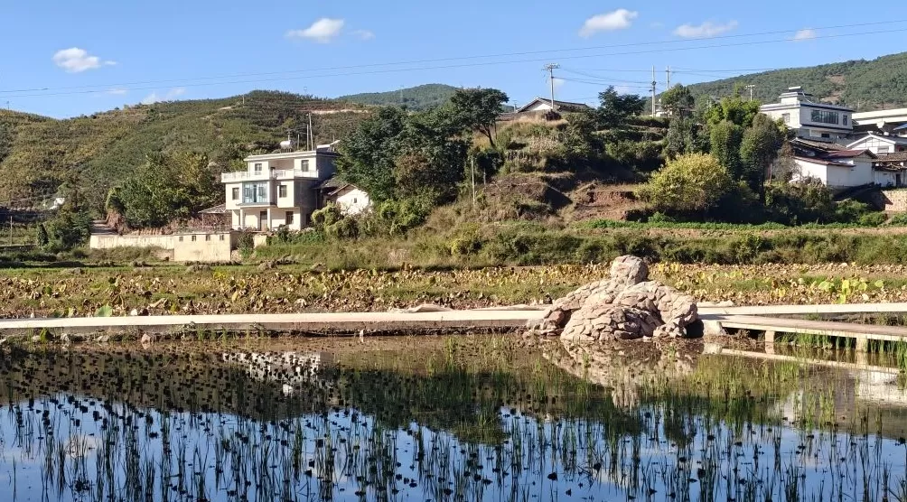 当清华美院的雕塑作品出现在大凉山-第9张图片- 当清华美院的雕塑作品出现在大凉山-第9张图片-