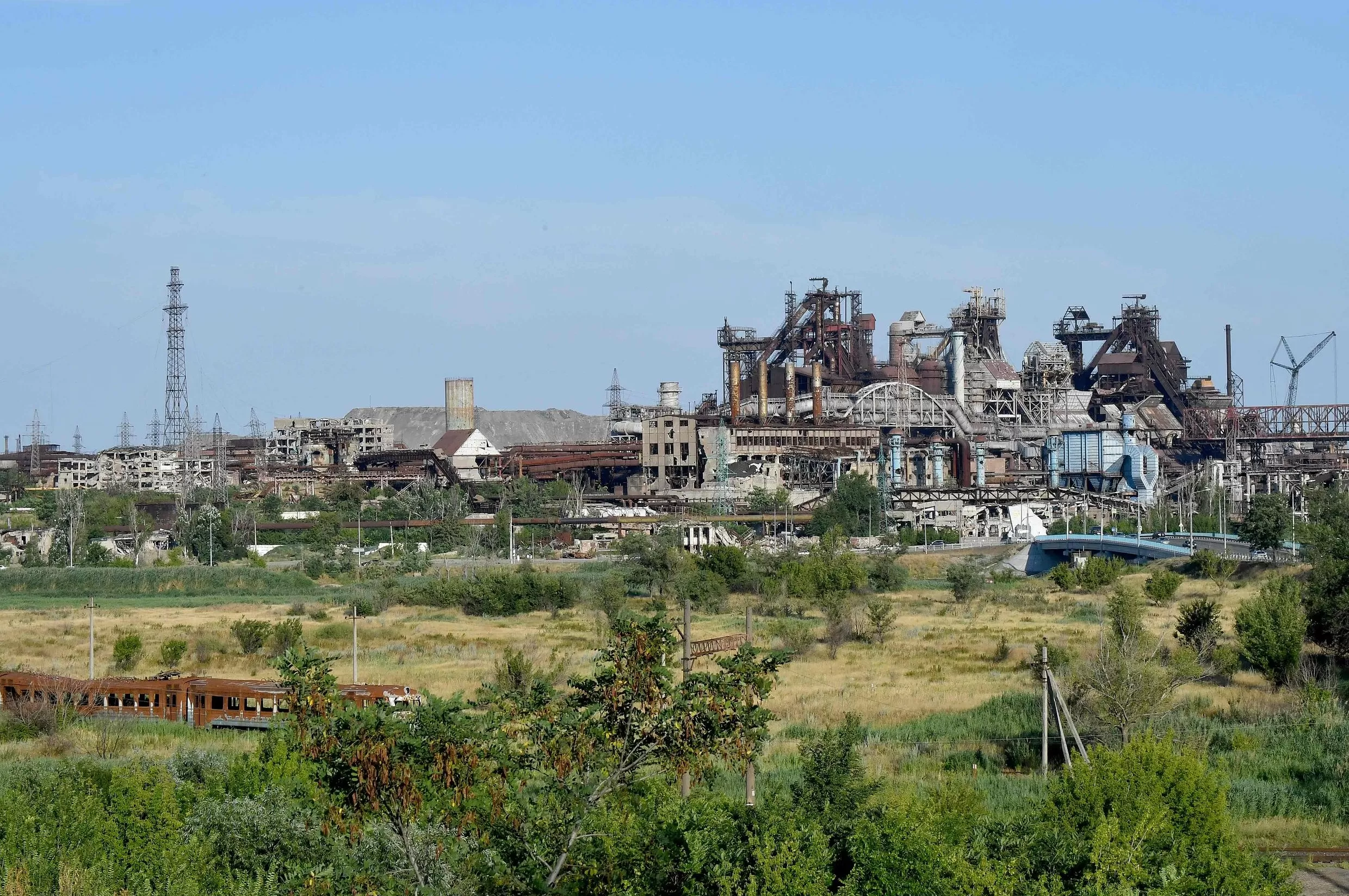 乌克兰割让更多领土、裁军一半，特朗普已批准新俄乌和平计划-第1张图片-