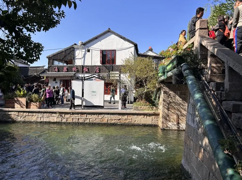 朱家角古镇现“果冻河”：破解“水乡无水清”，争创5A成关键契机-第4张图片-