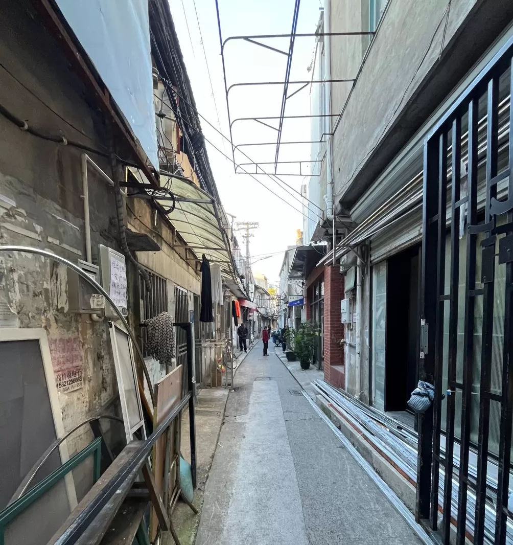 再见，每天清晨公厕前排队倒马桶的日子｜一平方米的改变有多难-第6张图片-