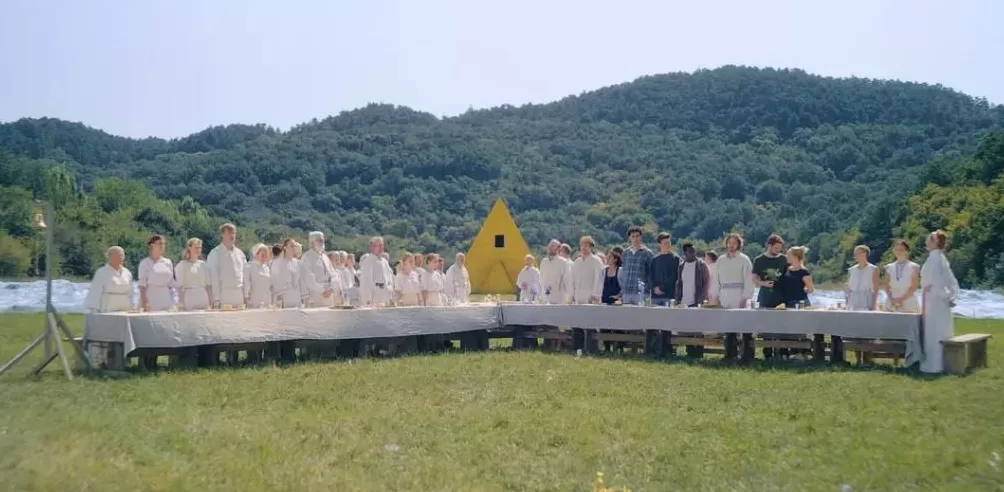 为什么日本高学历年轻人会信邪教？-第1张图片-