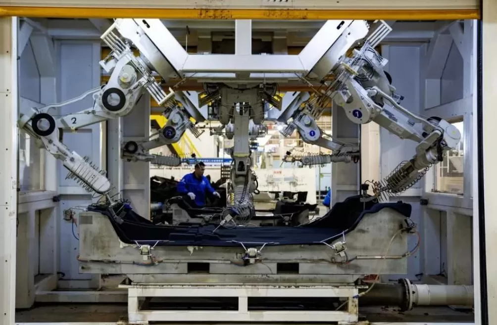 不管月薪多少，国事连着家事-第4张图片-