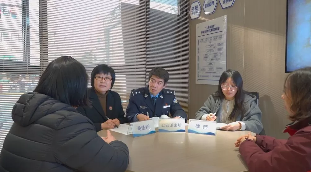 男子屡次投诉骑手只为拿平台优惠券，综治中心如何介入处理？-第4张图片-