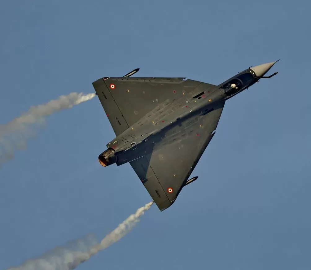 莫迪的印度骄傲“光辉”战机，光毁了-第2张图片-