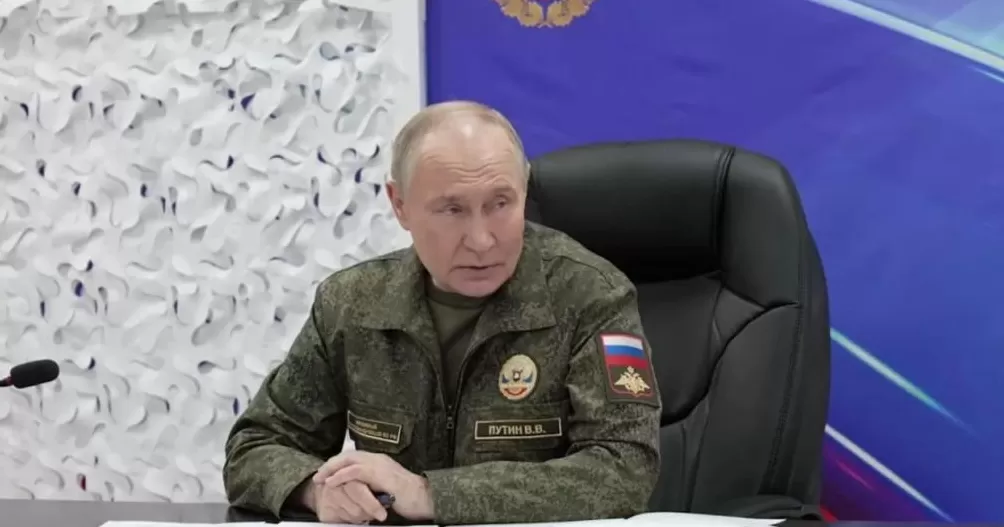 特朗普“按头安利”28点和平计划，泽连斯基不认也得认？-第5张图片-