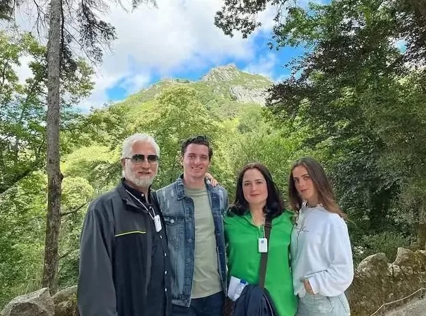 墨西哥女模加冕环球小姐，争议大，父亲跟赛事主席签过3亿合同-第5张图片-