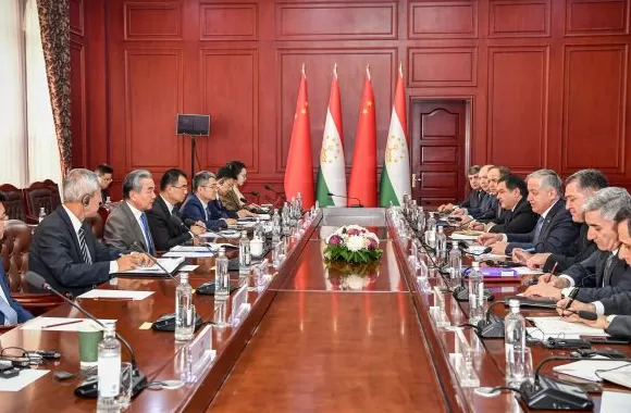 中塔外长首次战略对话举行，谈及台湾问题王毅说了三个“绝不允许”-第2张图片-