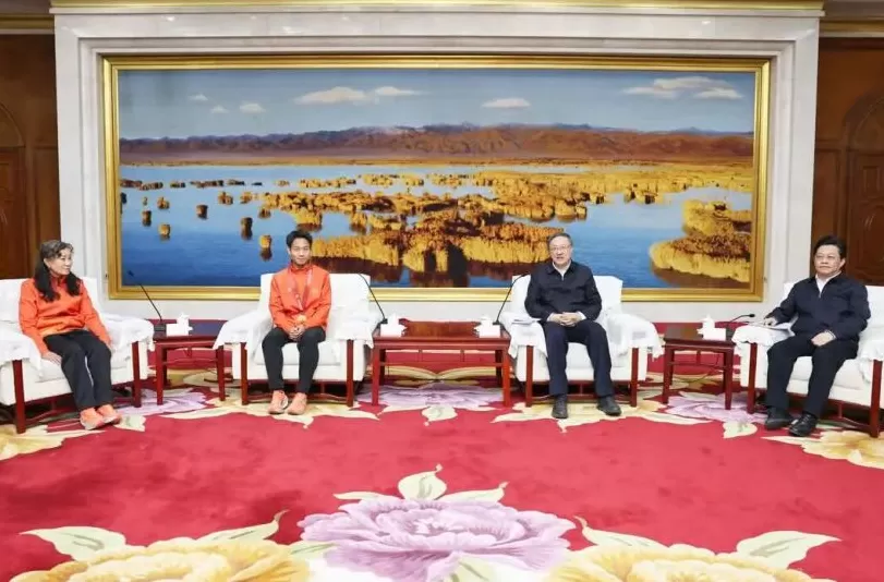 言短意长｜冠军何杰回乡-第4张图片-