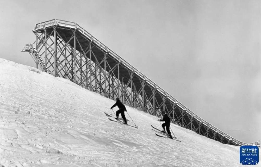 时光相册丨新雪季开启!影像见证中国滑雪“华丽转身”-第12张图片- 时光相册丨新雪季开启!影像见证中国滑雪“华丽转身”-第12张图片-