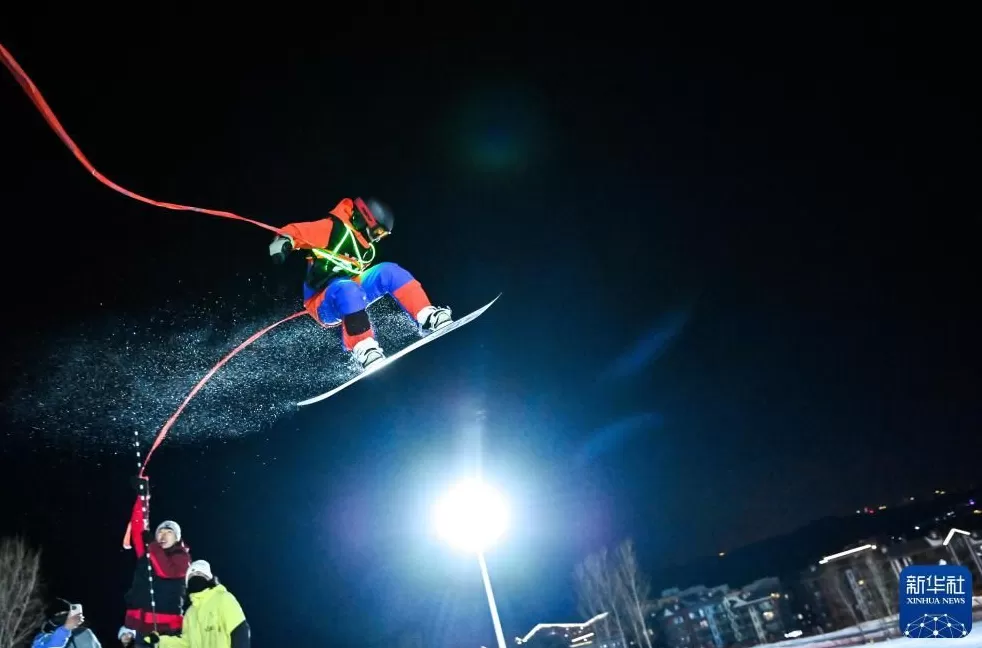 时光相册丨新雪季开启!影像见证中国滑雪“华丽转身”-第26张图片- 时光相册丨新雪季开启!影像见证中国滑雪“华丽转身”-第26张图片-