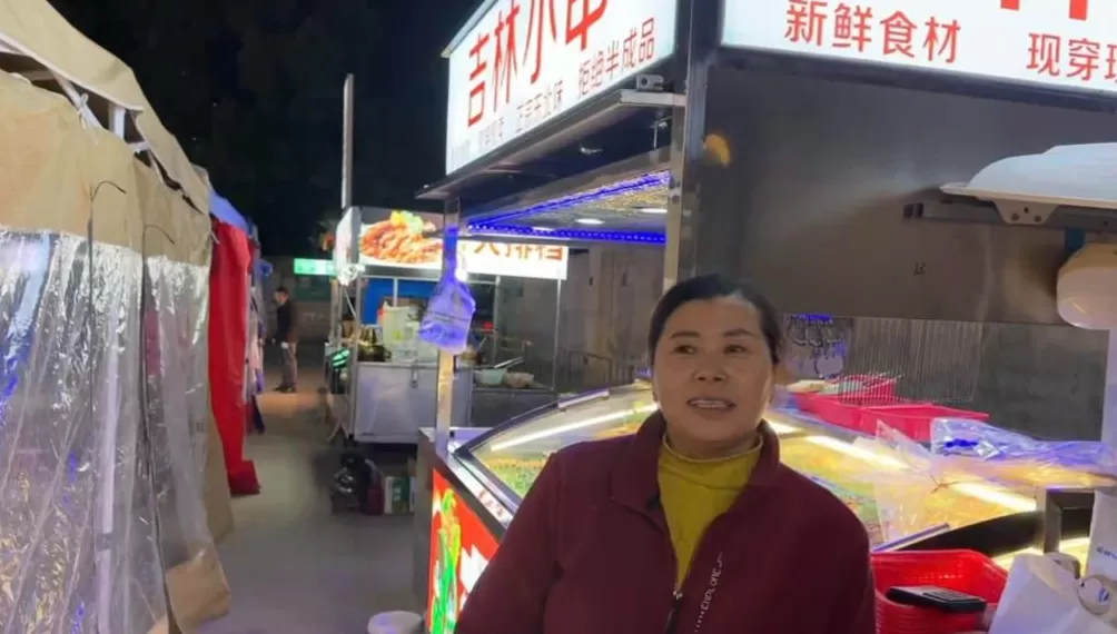 从扰民“野摊”到深夜食堂，上海罗南夜市如何在治理中转身？-第3张图片-