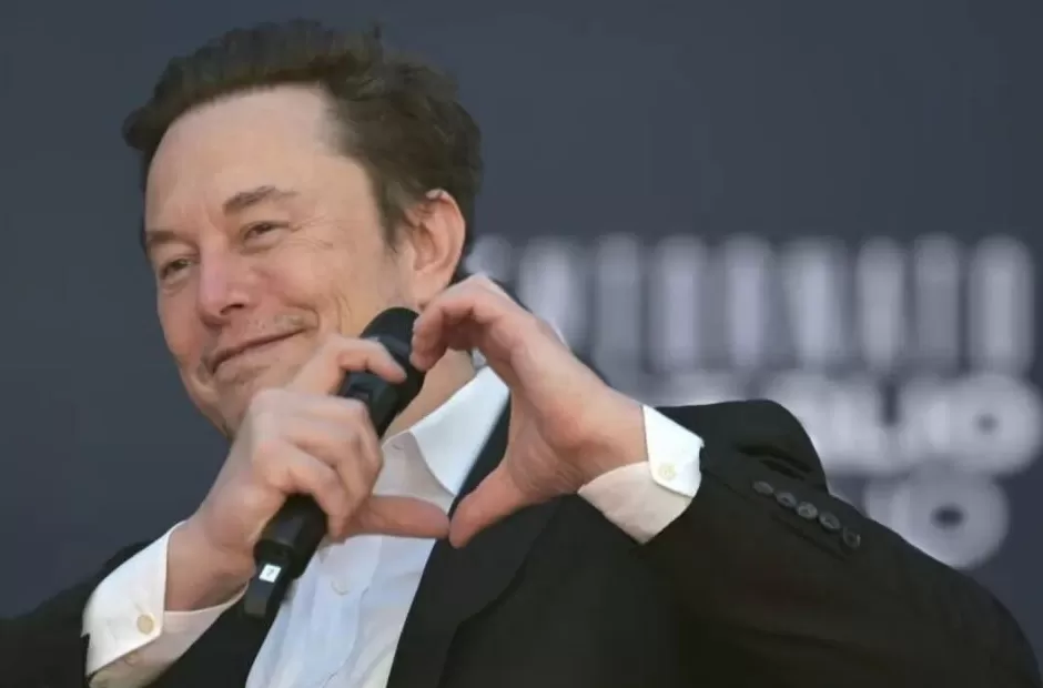 大模型疯狂谄媚马斯克，AI的马屁精时代来了-第1张图片-