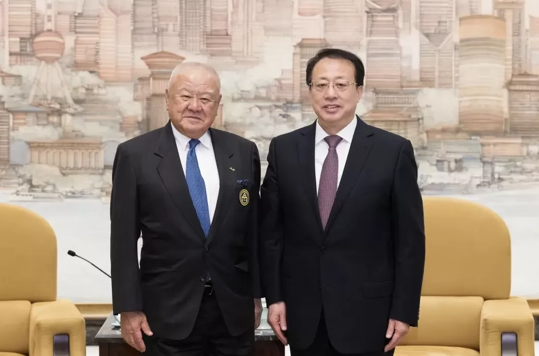 龚正会见台湾三三企业交流会理事长林伯丰-第1张图片-