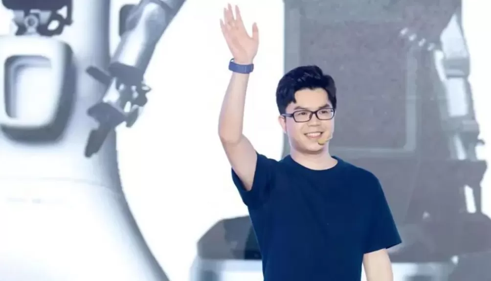 王兴兴、“稚晖君”拟任工信部人形机器人标准化技术委员会副主任委员-第2张图片-