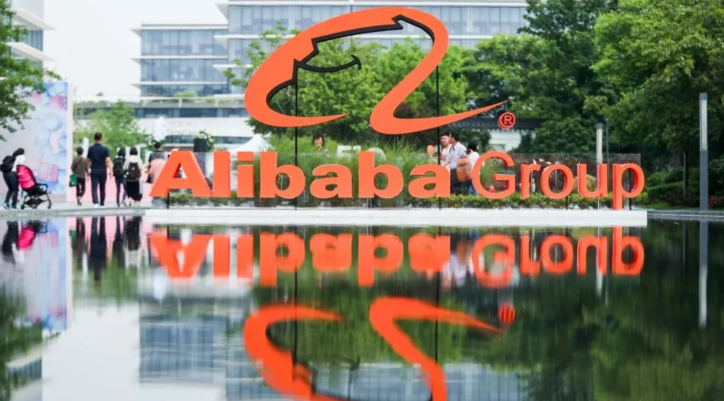 阿里第二财季净利同比腰斩，称将在AI+云和消费上持续投入-第1张图片-