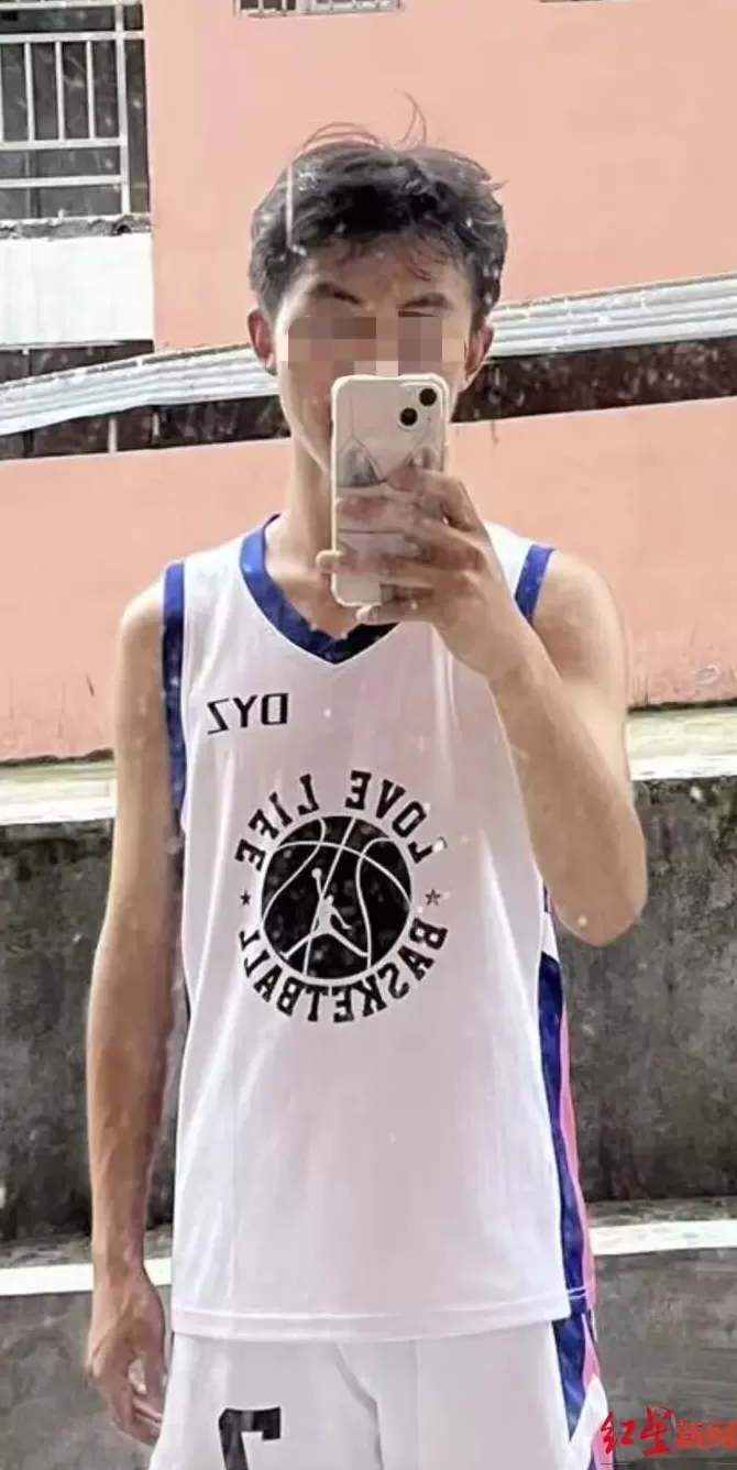 厦门21岁员工入职三个半月后宿舍猝死，家属质疑过劳死未获工伤认定-第3张图片-