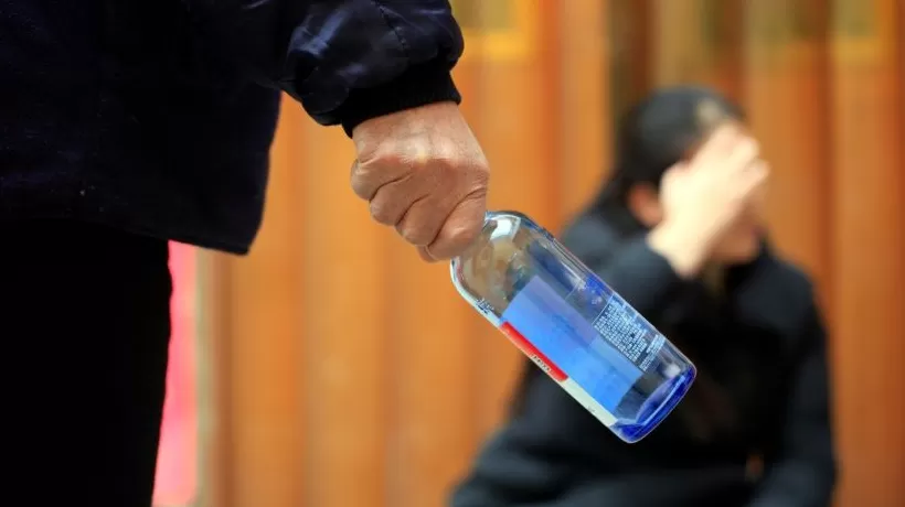 重庆通报52岁女子遭家暴勇敢维权：施暴者犯故意伤害罪被判拘役-第1张图片-