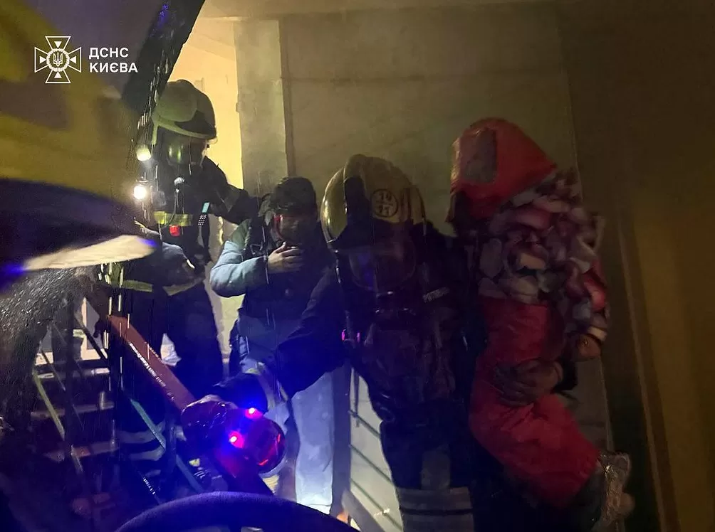 第1现场｜“匕首”惊魂夜：俄高超音速导弹袭乌，十万户断电-第12张图片-