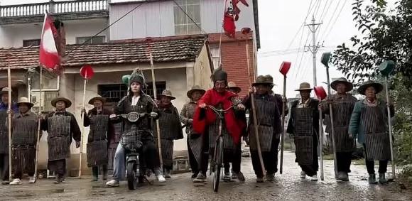 一群70岁老人参演的《土味三国》为什么能火？-第2张图片-