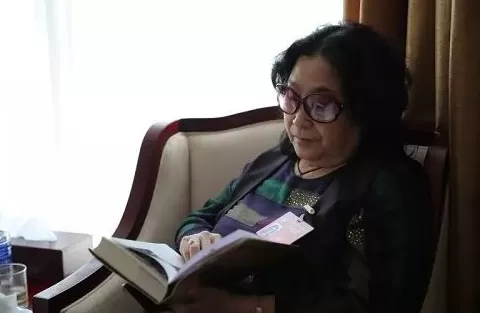 玉碎月沉后的废墟与时代的“爱情神话”-第2张图片-