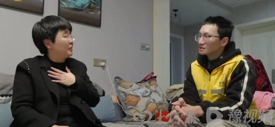 超市老板给脑瘫外卖小哥换工作，当事人：比送外卖时收入翻倍；保洁和厨师都是残疾人-第2张图片-